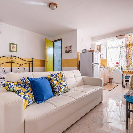 Casa Del Girasole Villa Letojanni Bagian luar foto