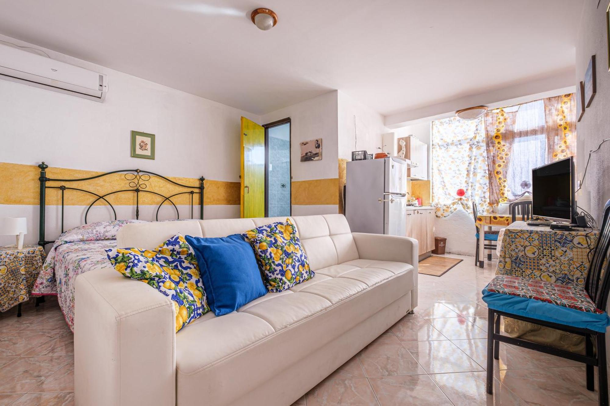 Casa Del Girasole Villa Letojanni Bagian luar foto